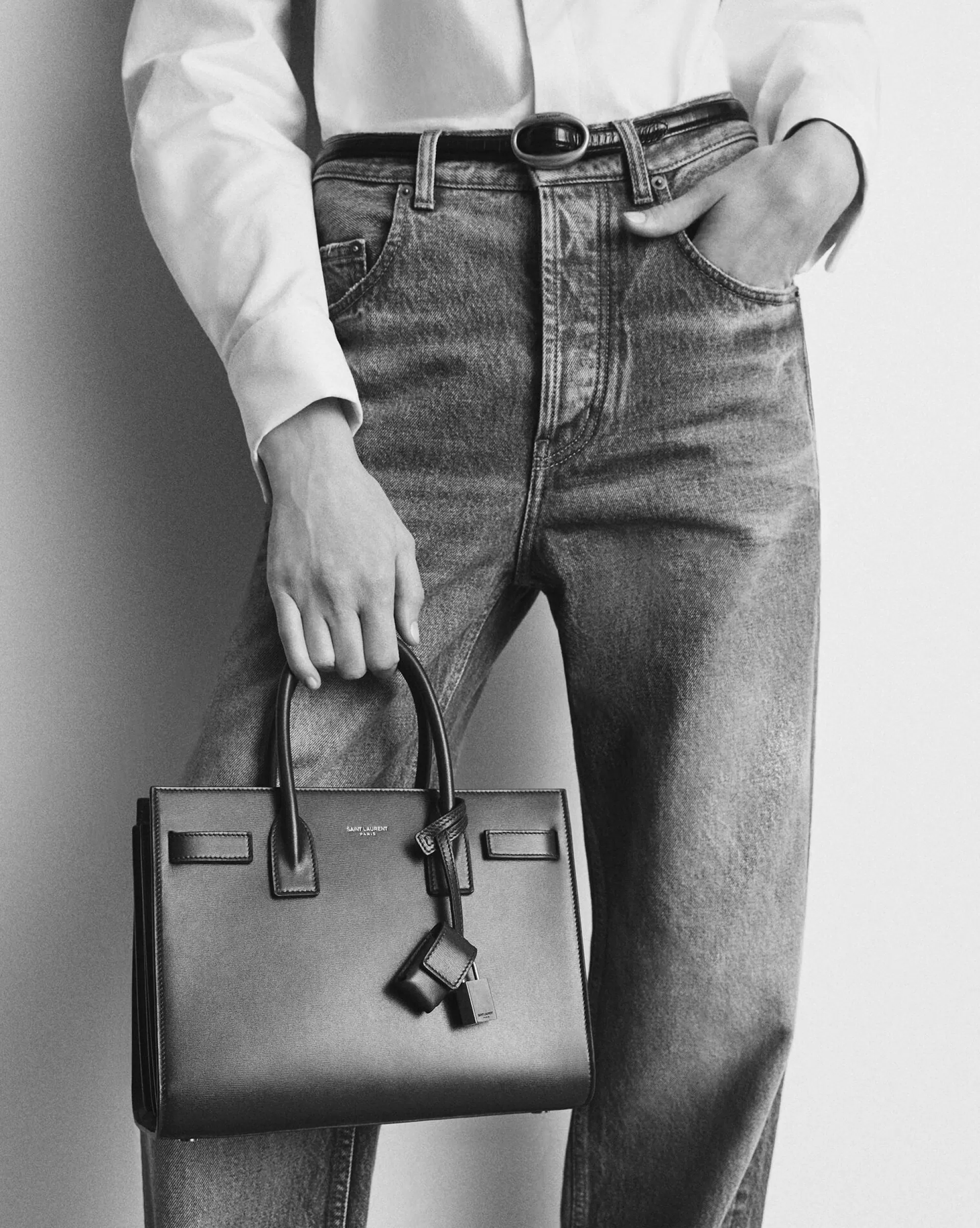 Women Saint Laurent TOP HANDLES | SAC DE JOUR^SAC DE JOUR Baby In Smooth Leather | | YSL.com