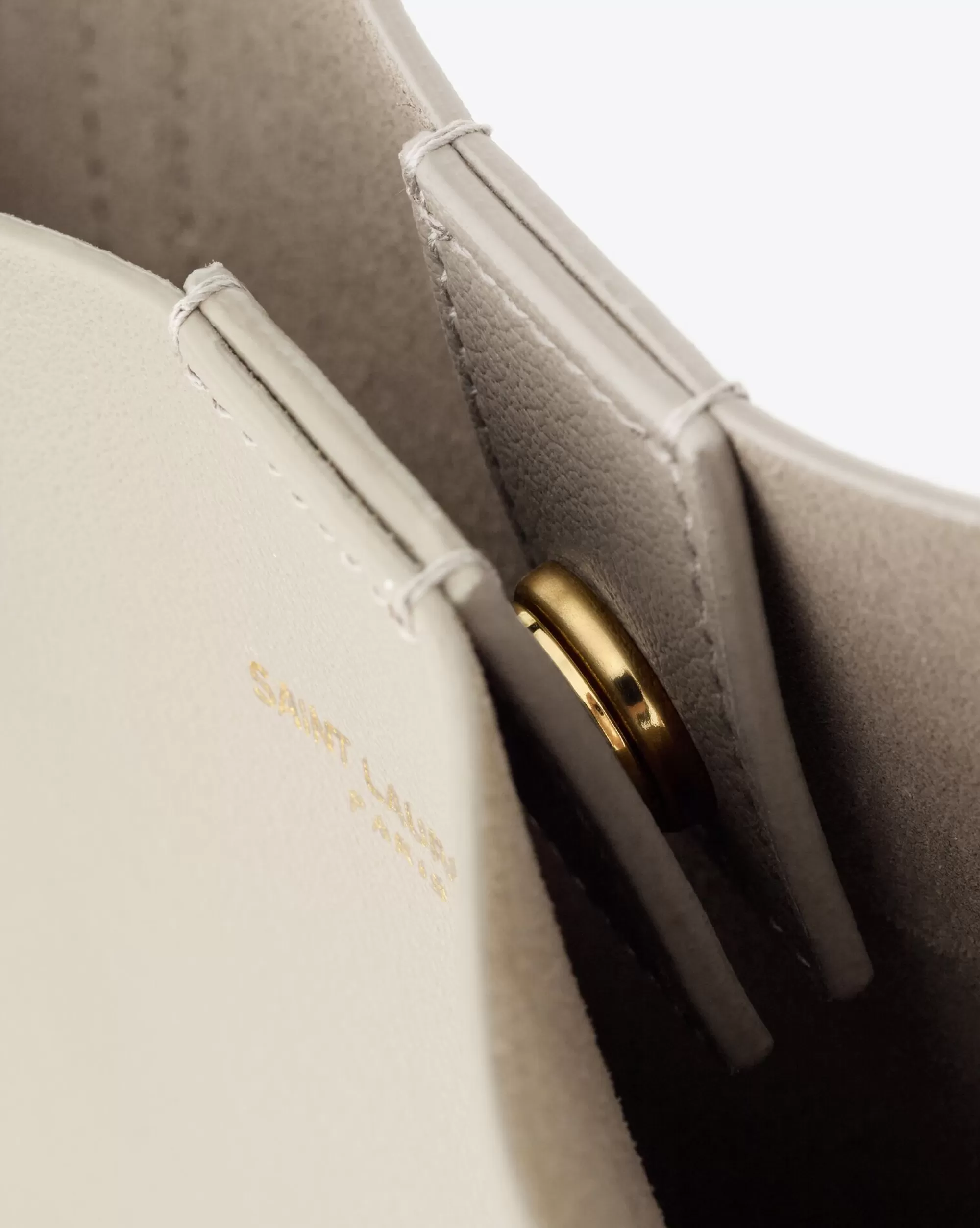 Women Saint Laurent TOTES AND SHOPPINGS^SHOPPING IN LEATHER | | YSL.com