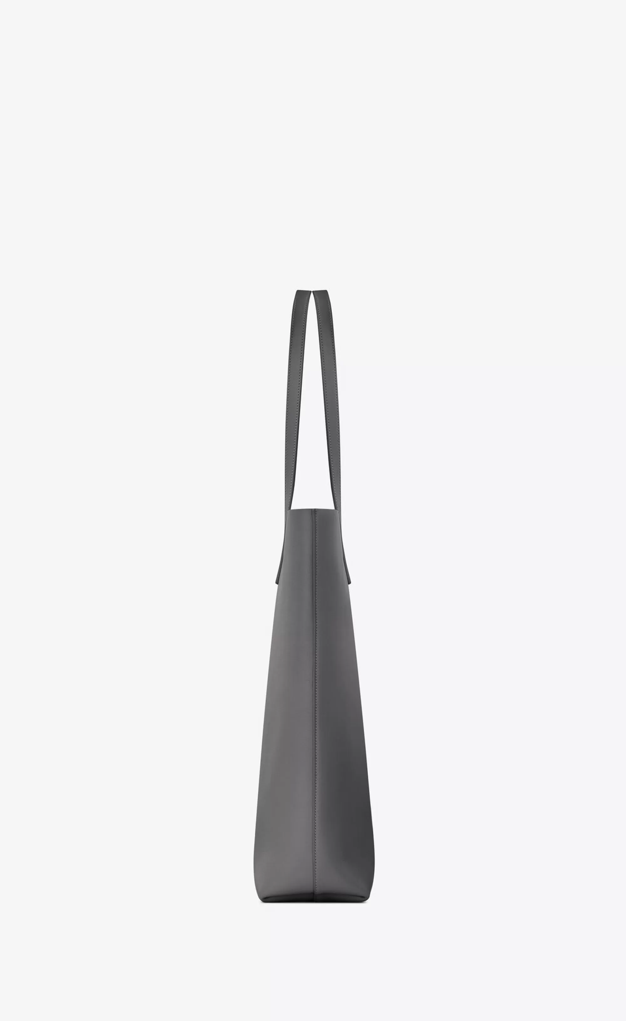 Women Saint Laurent TOTES AND SHOPPINGS^SHOPPING IN LEATHER | | YSL.com