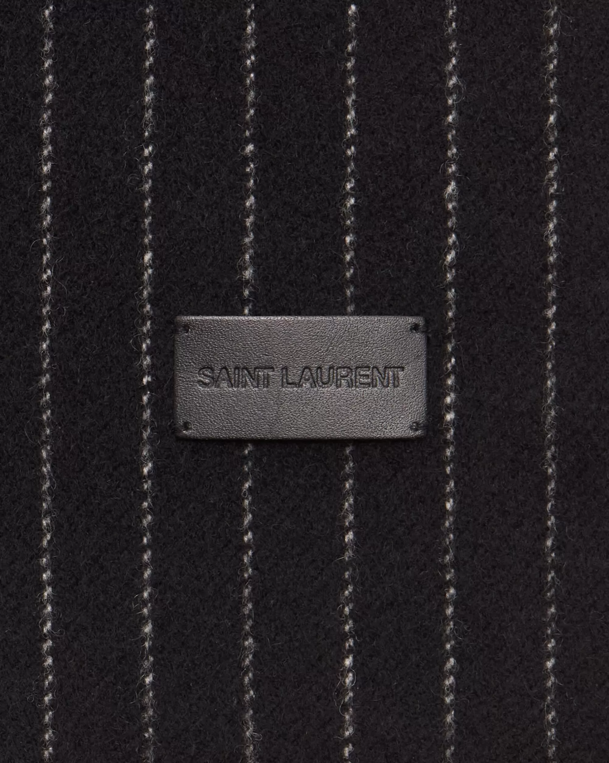 Saint Laurent TEXTILE ACCESSORIES^Signature Striped Scarf In Cashmere And Wool Jacquard | | YSL.com