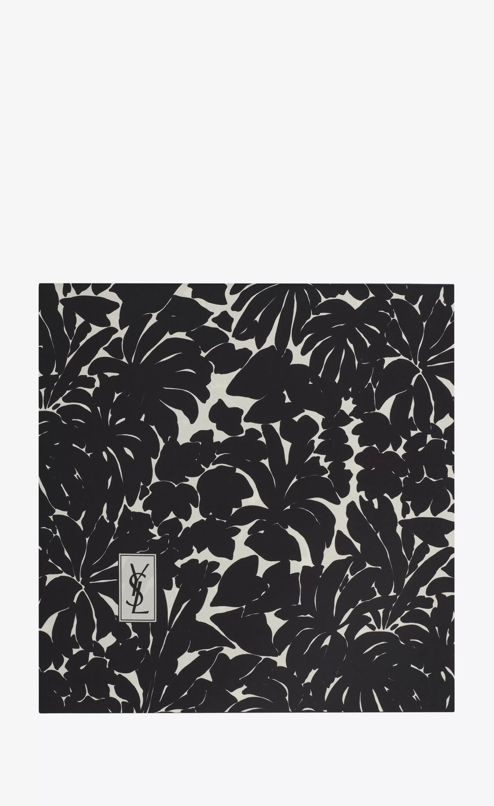 Women Saint Laurent TEXTILE ACCESSORIES | SQUARE SCARVES^Square Scarf In Leaves Print Silk Twill | | YSL.com