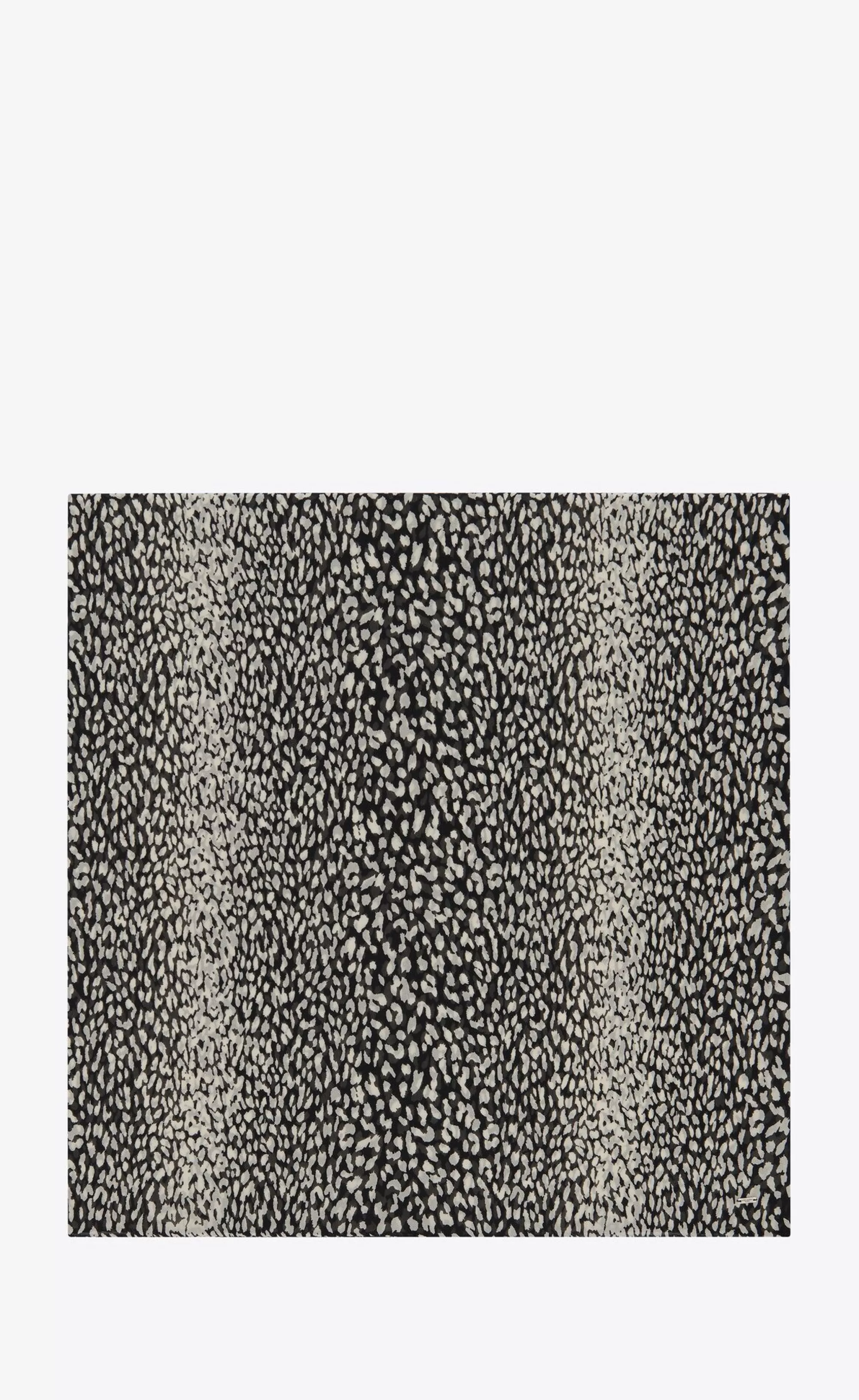 Women Saint Laurent TEXTILE ACCESSORIES | SQUARE SCARVES^Square Scarf In Mini Leopard Silk Georgette | | YSL.com