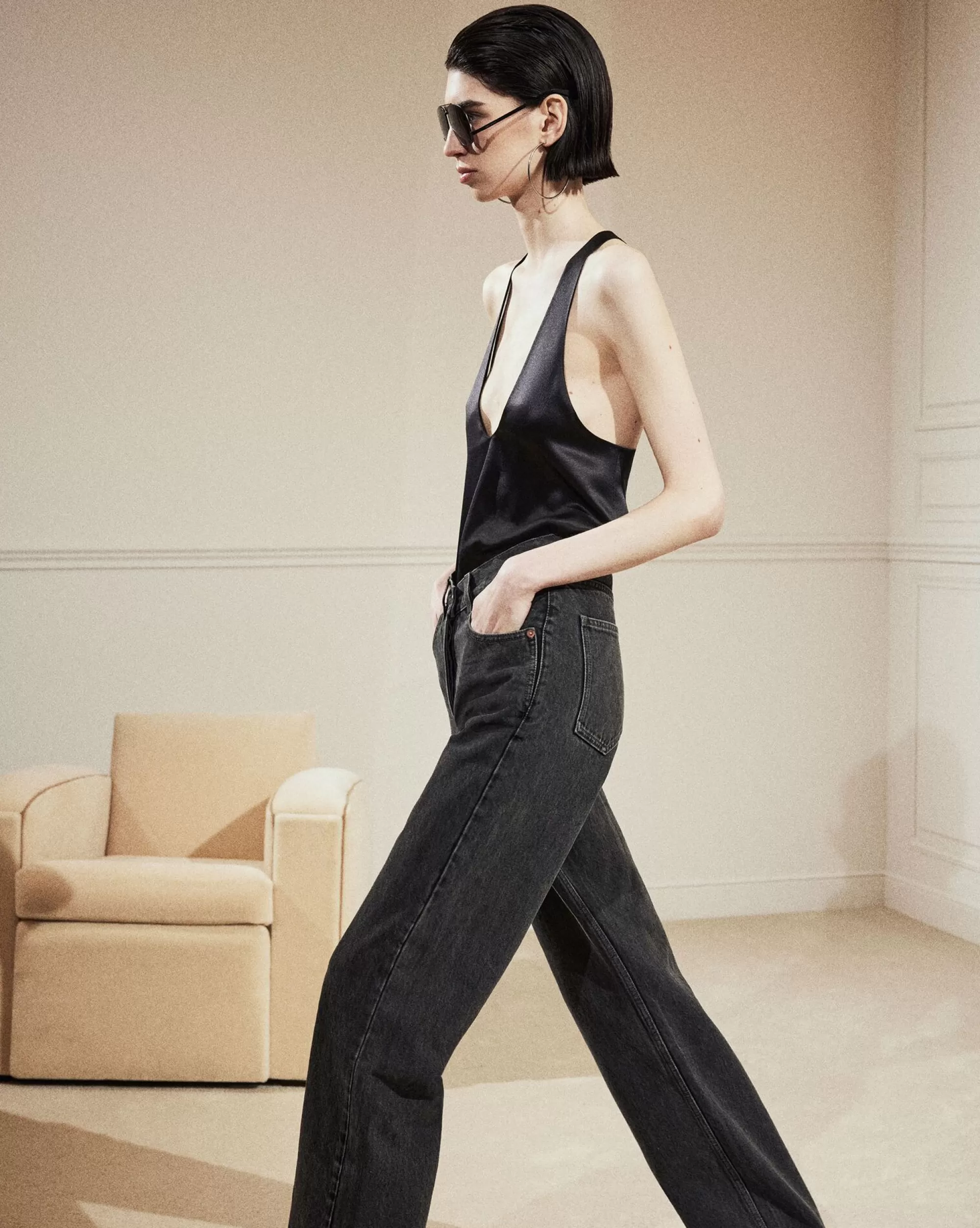 Women Saint Laurent Denim^V-waist Long Baggy Jeans In 90'S Black Denim | | YSL.com